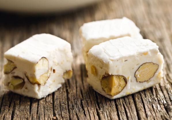 گز لقمه ای بادامی چگونه تولید می شود؟