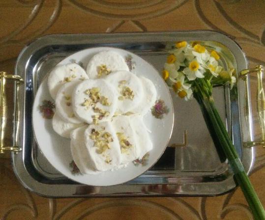 فروش عمده گز پسته ای