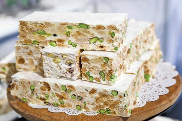 عرضه کننده گز پسته ای کرمانی