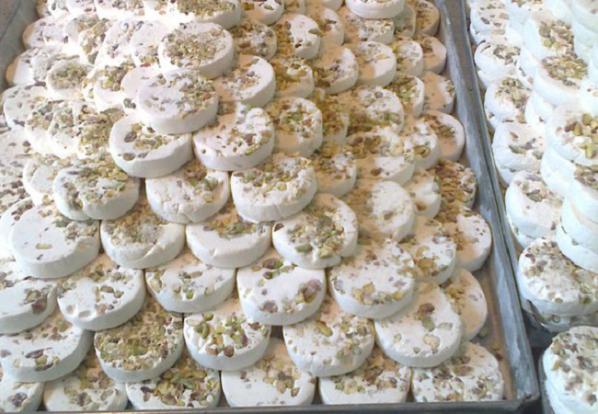 فروش عمده گز بادامی اصفهان