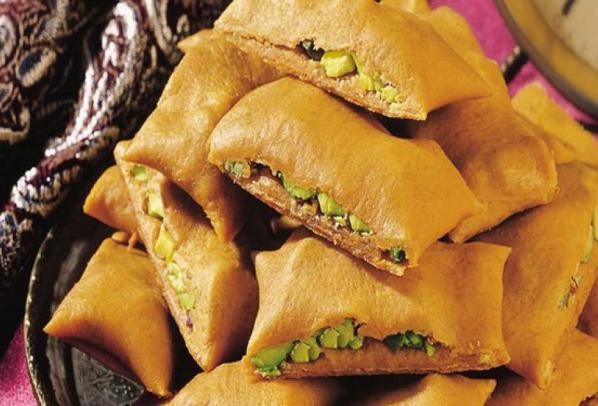 خرید مستقیم گز زعفرانی 40% پسته